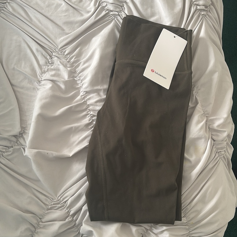 Lululemon 25’ align leggings.